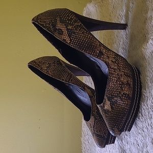 Women 7 Leopard Heel
